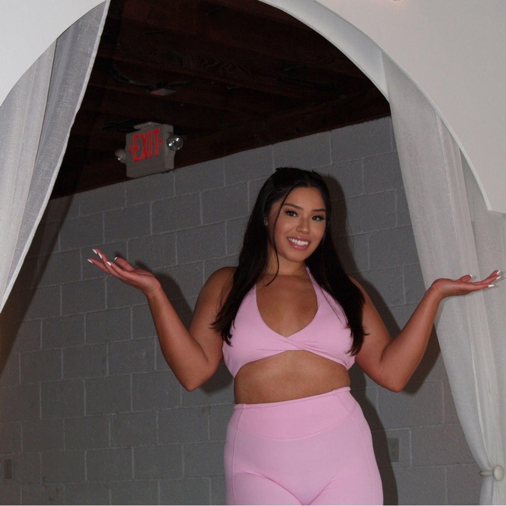 Hiiii everyone! Welcome to My Closet !